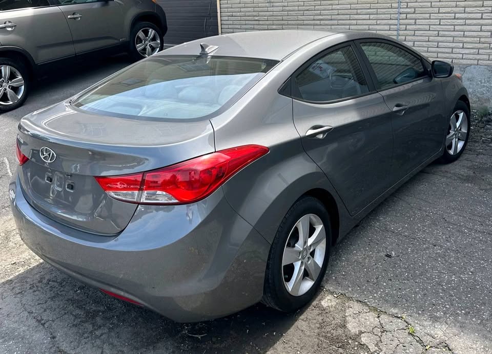 HYUNDAI ELANTRA LIMITED 2014 FULL OPTION