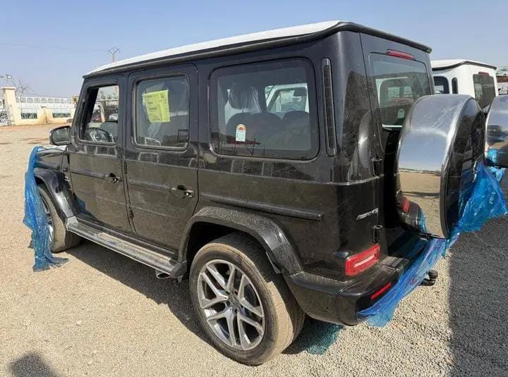 Mercedes G63 2025