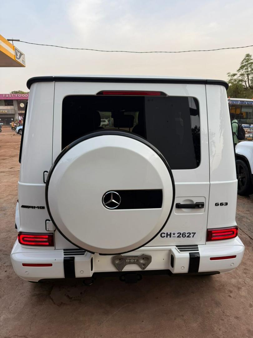 Mercedes G63 2015