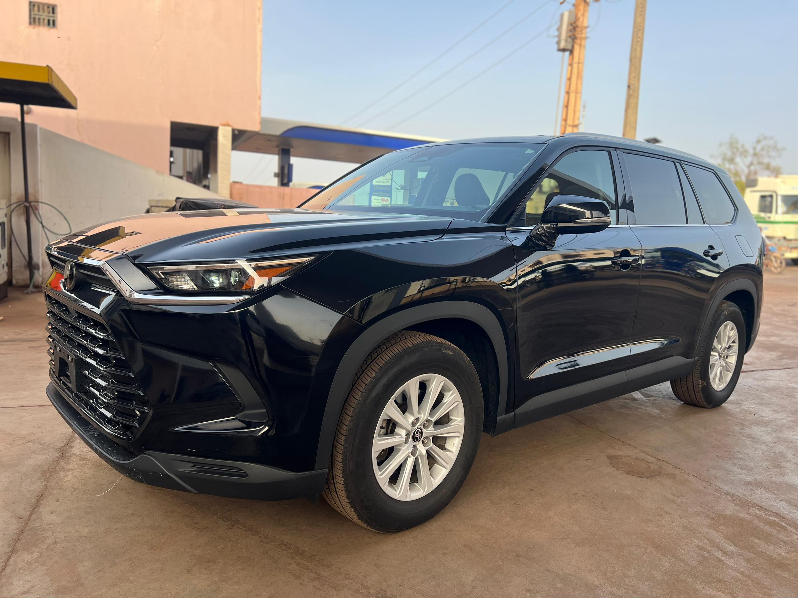 GRAND HIGHLANDER 2024  XLE 