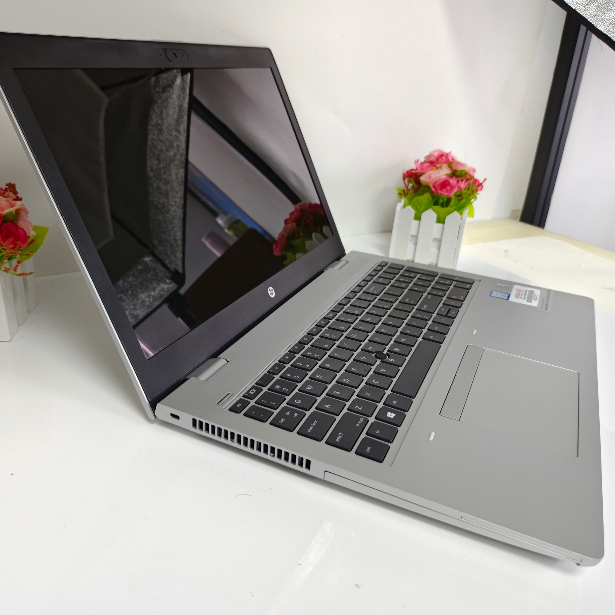 HP 650G5 8e génération 4G 128G SSD 15 pouces